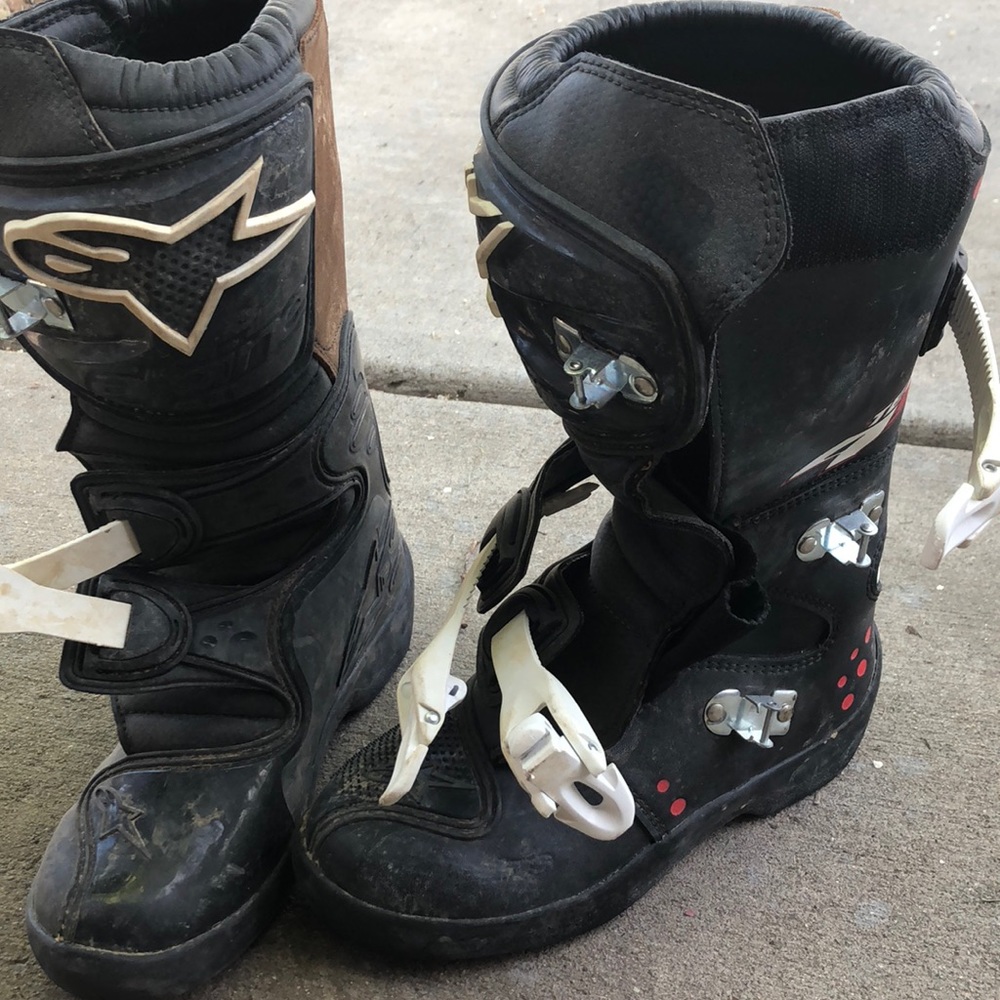 Kids Alpinestars tech 4s